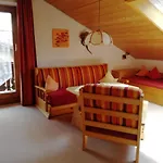 公寓 Haus Rosi Trenkle 普夫龙滕
